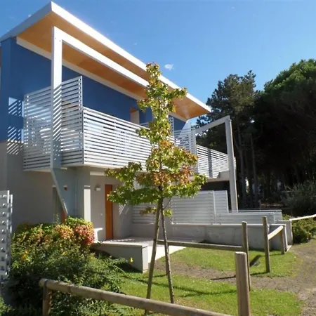 Pleasant Flat For Five 100 M From The Sea-bibione * Bibione
