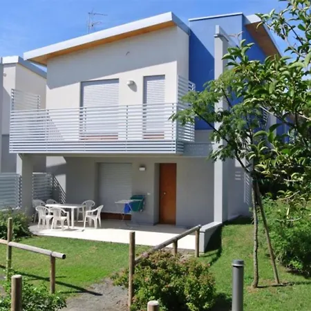 Apartment Pleasant Flat For Five 100 M From The Sea-bibione *